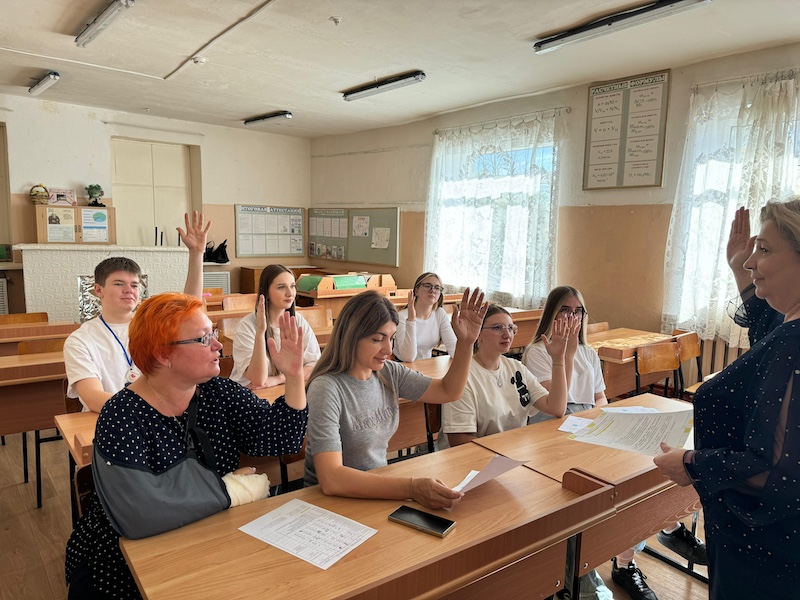 Подготовке к выборам в Совет "Движения Первых".